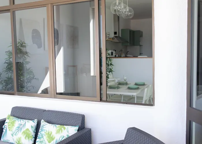 En Primera Linea De La Playa Appartement Arinaga