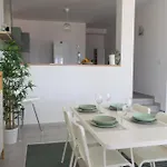 Appartamento En Primera Linea De La Playa Arinaga