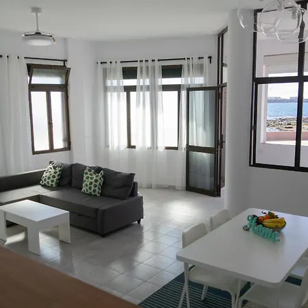 Апартаменты En Primera Linea De La Playa *