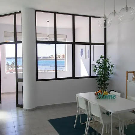 En Primera Linea De La Playa Апартаменты *