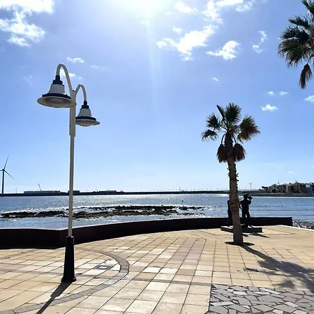 En Primera Linea De La Playa